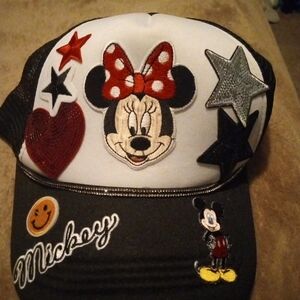 Disney Black and White Minnie Mouse Hat